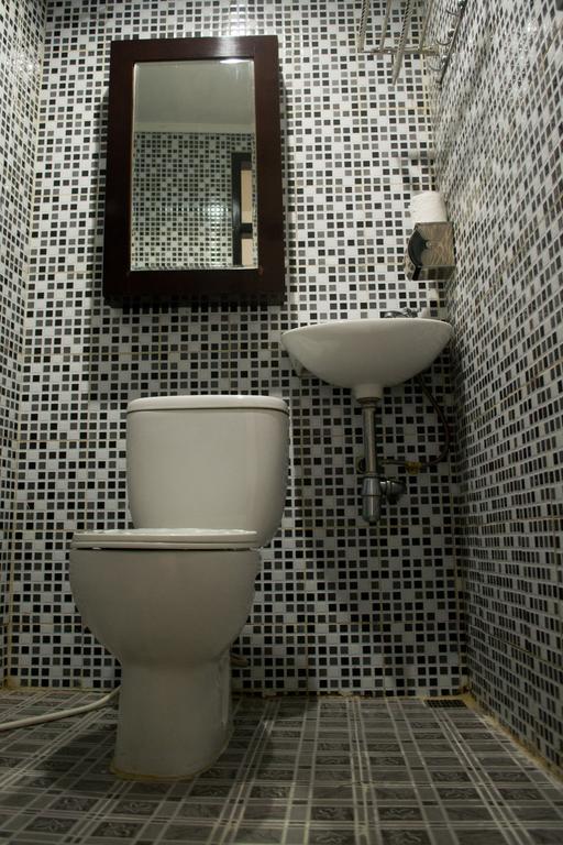 Guest House Salon Fora Gegerkalong Setiabudhi Bandung Rom bilde